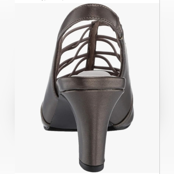 Women's Easy Street Berry Slingback Heels Size 8.5M - Picture 4 of 16